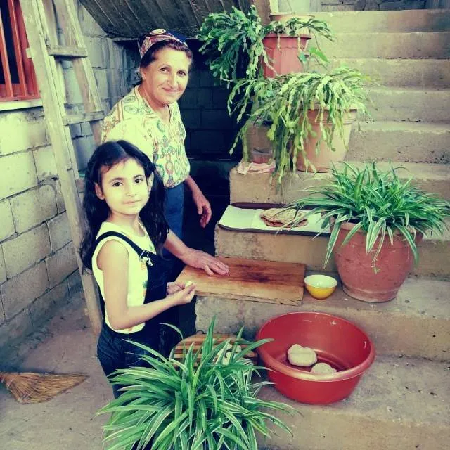 Flour, Thread, and Memory: Why American Families Are Reclaiming the Crafts Their Grandparents Almost Took to the Grave